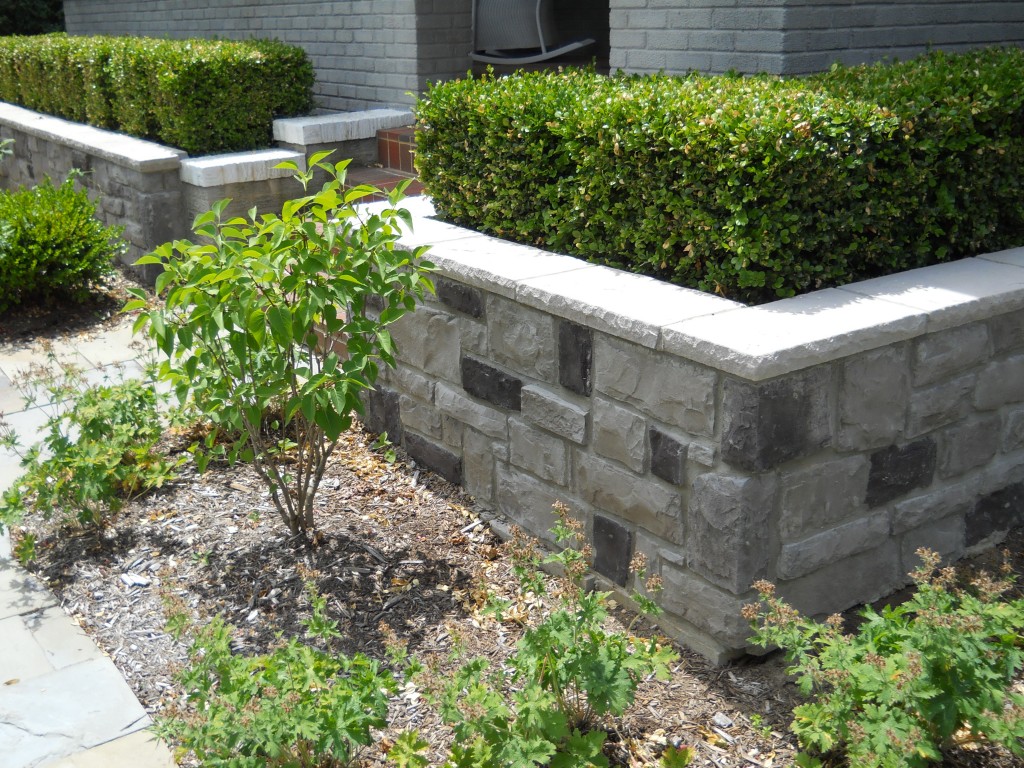 Small Retaining Wall For Landscaping