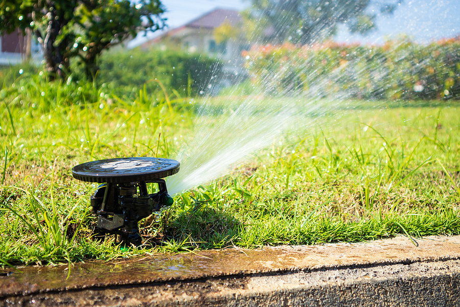 Automatic lawn sprinkler watering grass garden irrigation system