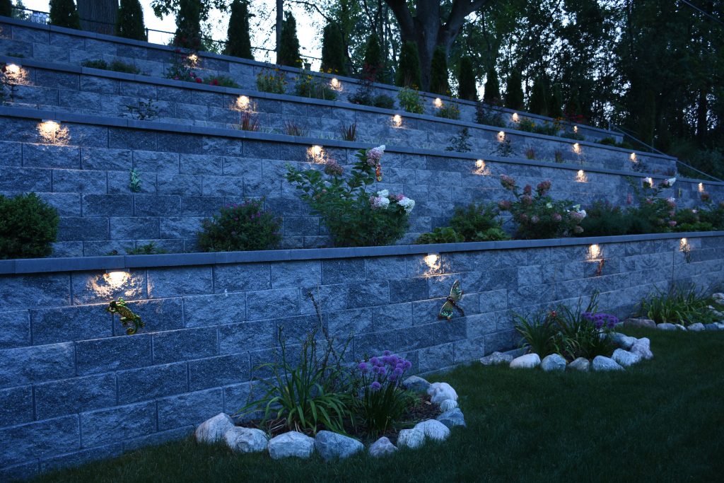 Outdoor lighting in a retaining wall